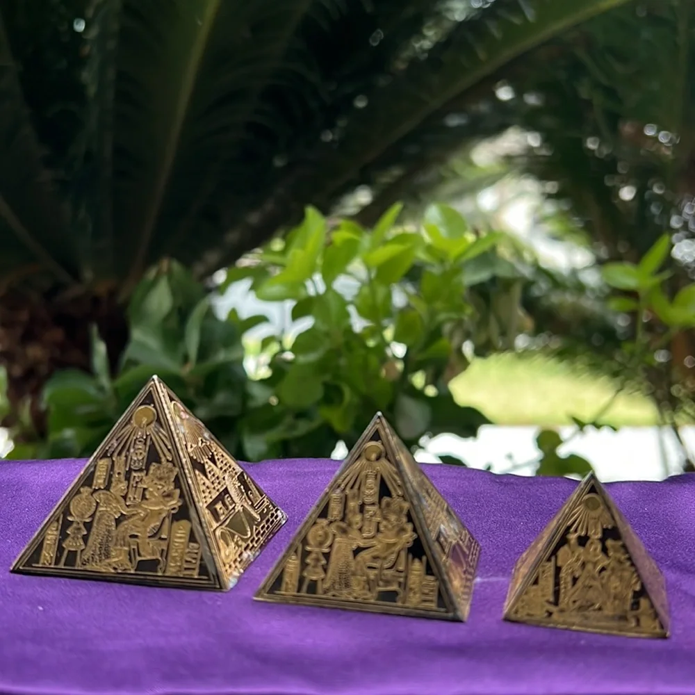 COPY - Vintage 3 Small Egyptian Etched Brass Pyramids_8